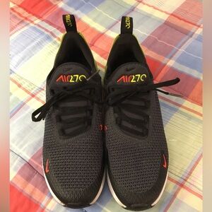 Nike Air Max 270 Retro Future AV5141-001 Black/Volt Youth Boys Size 6Y